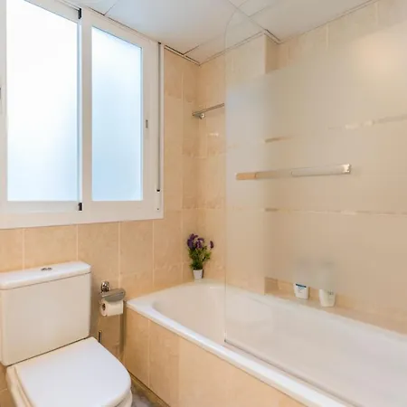 Apartment 4 Bedroom In Puerto Banus 150 Meters From The